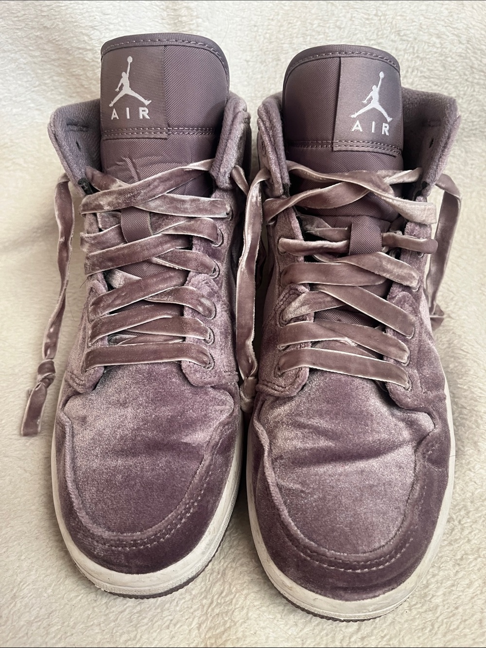 Nike Air Jordan High-Top Velvet Sneakers in Dusty Purple